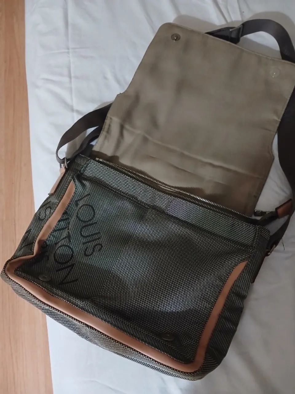 Bolsa Louis Vuitton - Foto 2