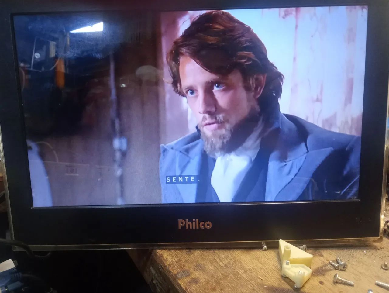 Monitor tv. Philco. 16 polegadas - Foto 4