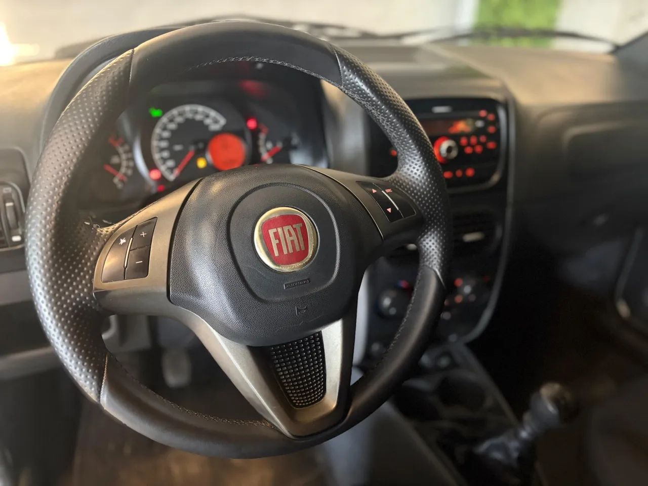 Fiat Strada Working Hard 1.4 Fire Flex 8V CD 2018 - Foto 4