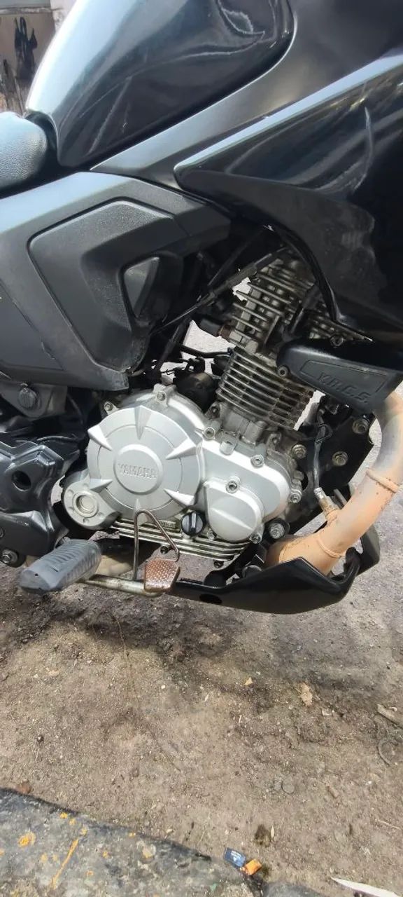 Vendo Yamaha 150 factor - Foto 2