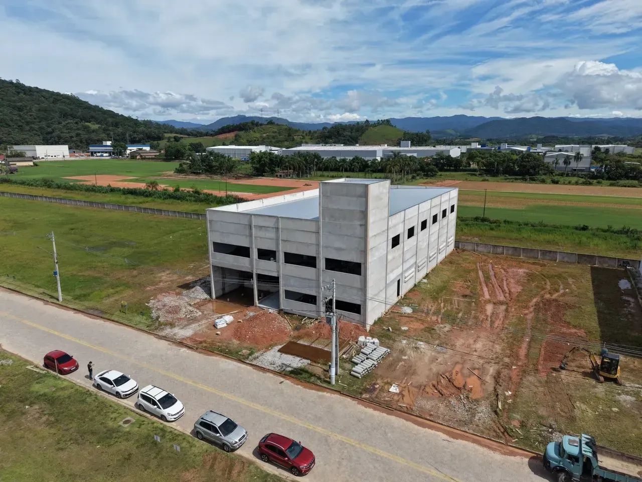 Galpão de 1237,77mts em condomínio fechado - Biguaçu - SC