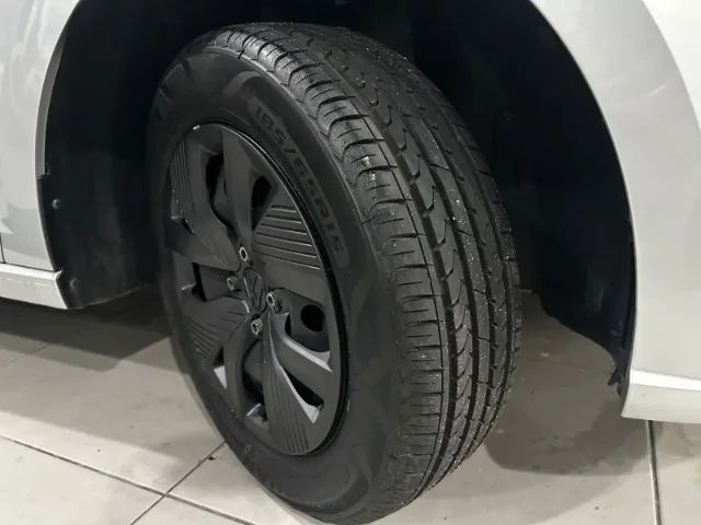 Volkswagen Polo Track 1.0 Flex 12V 5p, foto 6 de 14