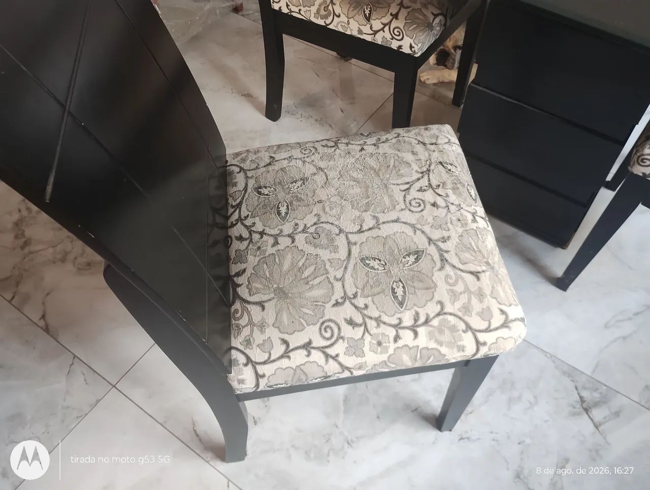 Mesa de jantar (  1,20x1,20cm -  com 4 cadeiras ) - Foto 3