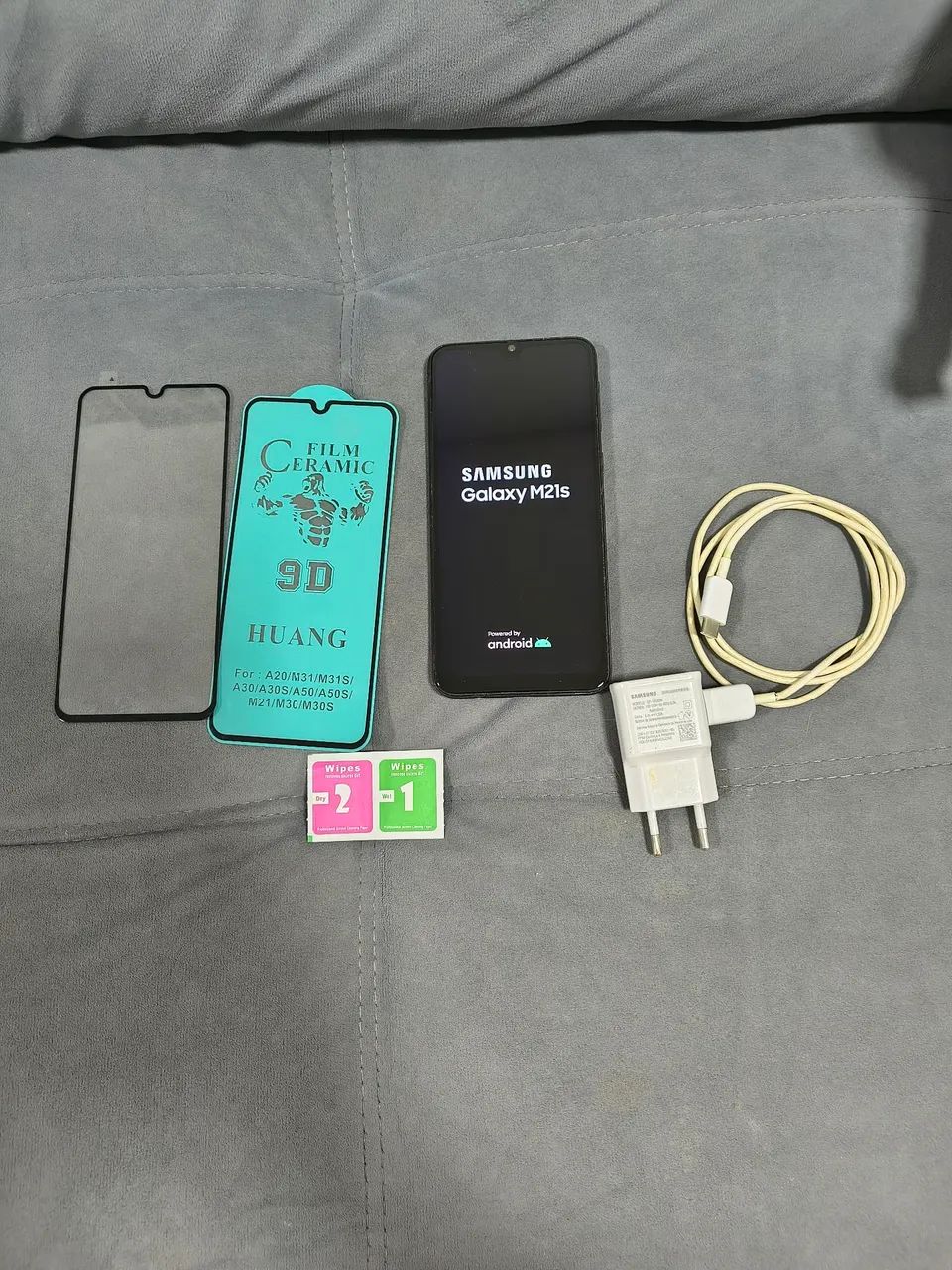 Celular Samsung m21s 64gb 4 de ram bateria 6000 mAh