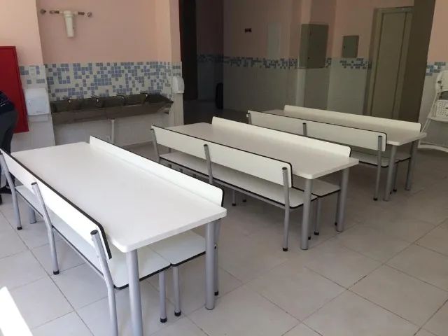 Mesa para refeitório infantil-bancos com encosto