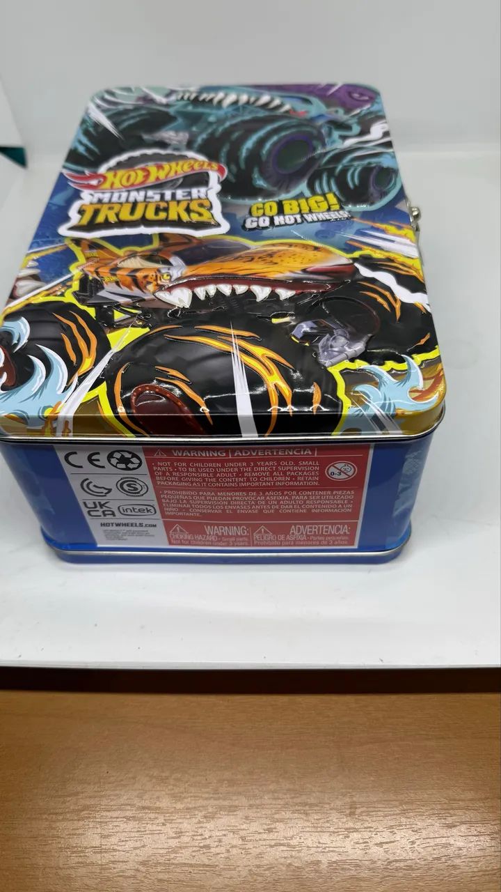 Caixa hot wheels 90.00 
