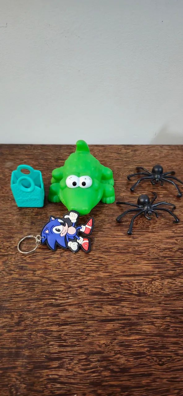 Lote de Brinquedos Variados e Colecionáveis  - Foto 5