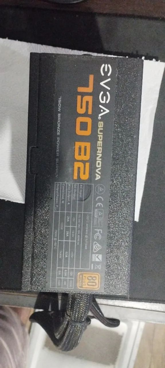 Fonte EVGA 750 B2 