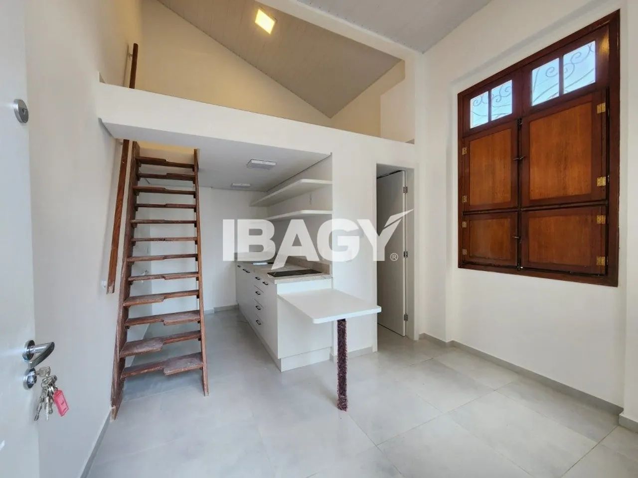 Excelente Loft 1 dormitório(s) em Centro - Florianópolis - Foto 2