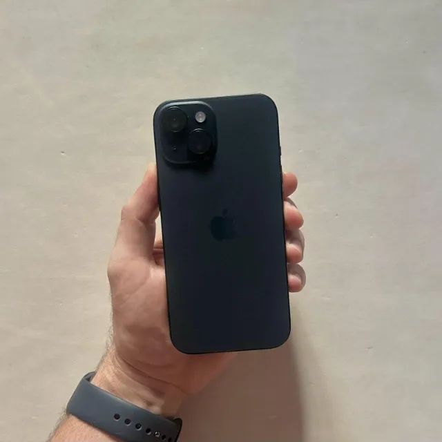iPhone 15 128GB (Impecável)