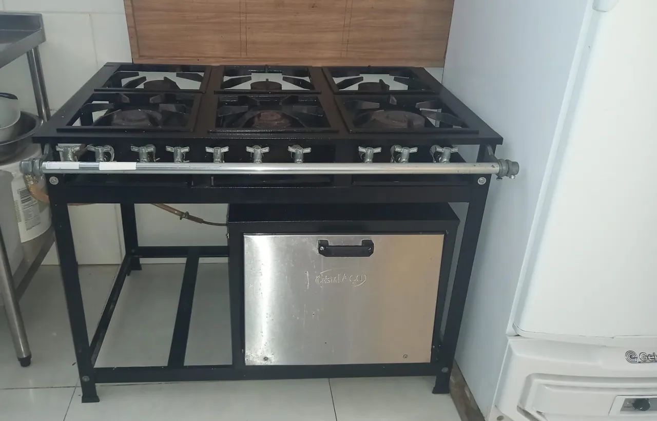 FOGÃO À GÁS