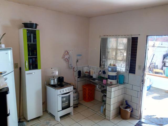 Oportunidade! Casa com 2Qts. "Condomínio Fechado no IAPI" - Foto 3