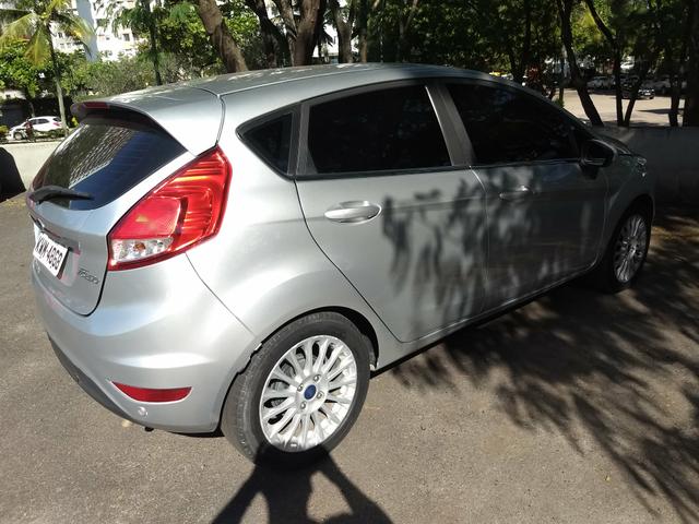 New fiesta hatch 2014 1.6 titanium automático - Foto 3