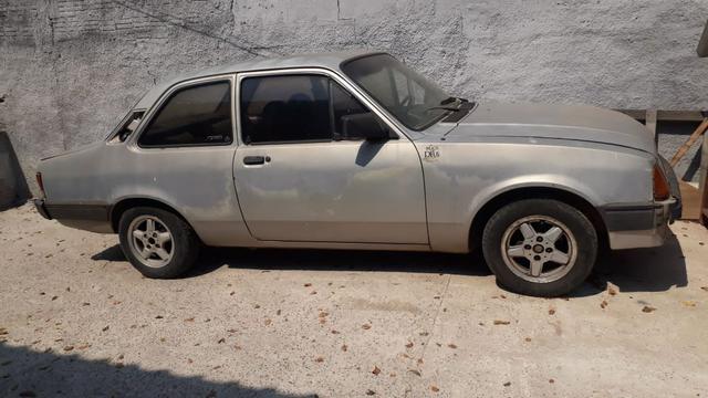 Vendo ou troco chevette ano 93 - Foto 3