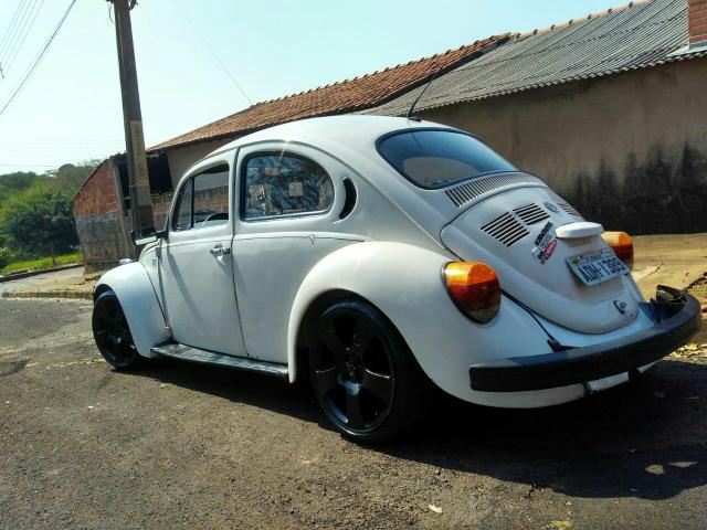 Vendo ou troco fusca por moto - Foto 6