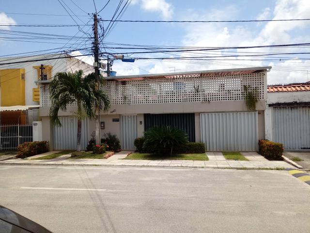Vendo linda mansão com excelente localização