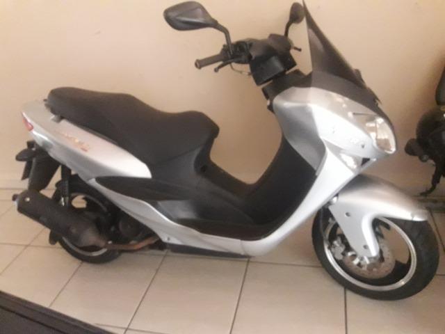 Vendo Scooter laser 150. Dafra