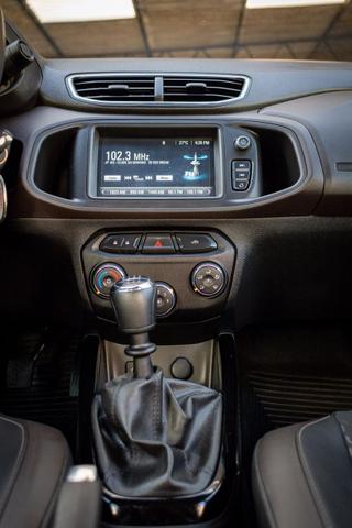 Gm/Chevrolet Prisma 2017 1.4 ltz manual flex - Foto 11