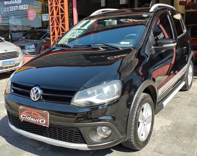 Vw - cross fox 1.6 - completão