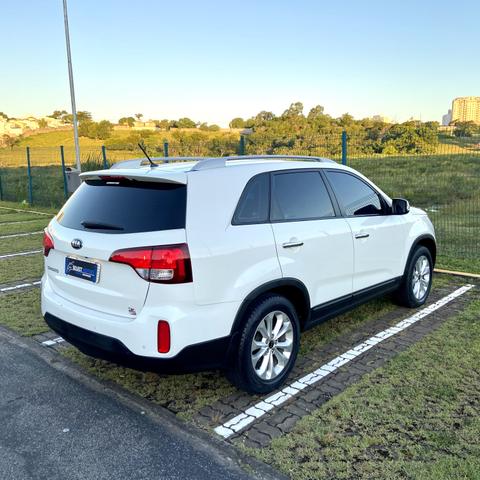 Kia Sorento 2.4 Automático - 2015 - Foto 5