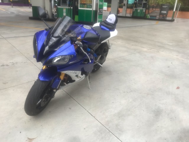 YAMAHA R6 2010