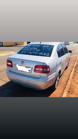 POLO SEDAN 1.6