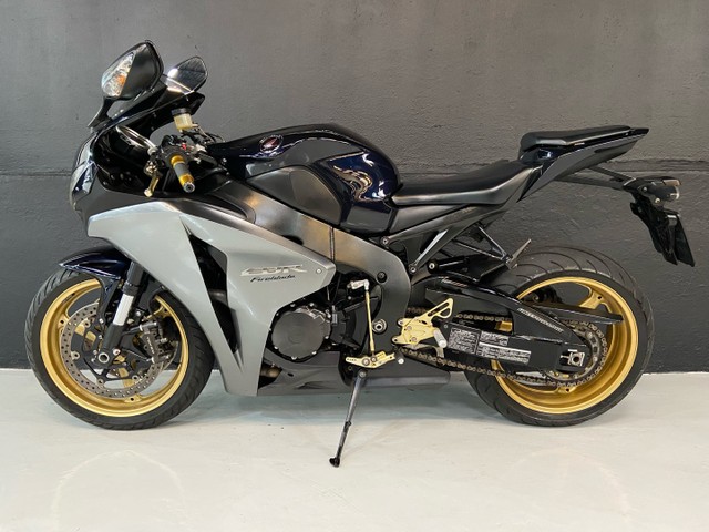 HONDA CBR RR FIREBLADE 2009 IMPECÁVEL APENAS 18 MIL KM