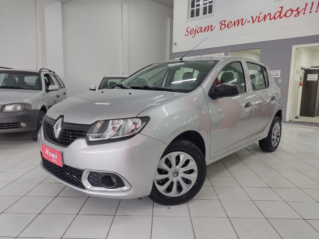 RENAULT SANDERO AUTHENTIQUE 1.0