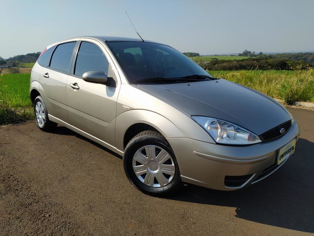 FORD FOCUS 1.6 FLEX HATCH