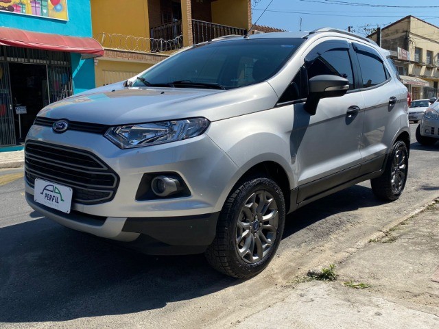 ECOSPORT FREESTYLE 1.6 2017 TOP DE LINHA