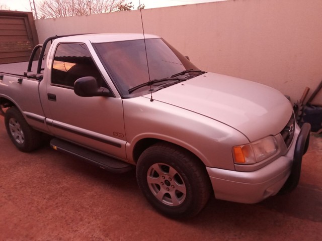 S10 ANO 2000