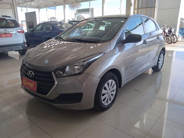HYUNDAI HB20 1.0 COMFORT PLUS 12V FLEX 4P MANUAL