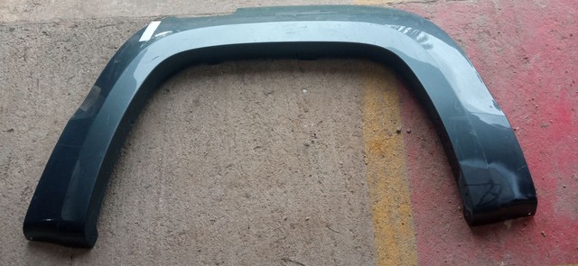 Moldura da caçamba da Amarok lado esquerdo 