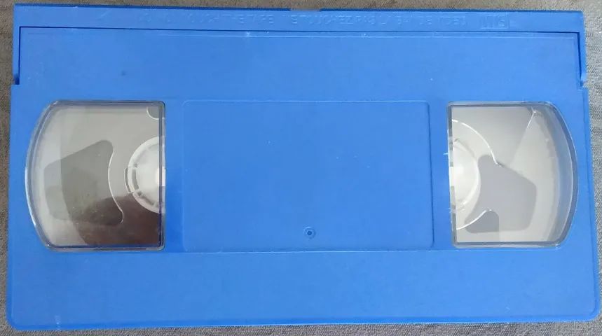 VHS Dublado As Aventuras De Lloyd O Feioso - Foto 2