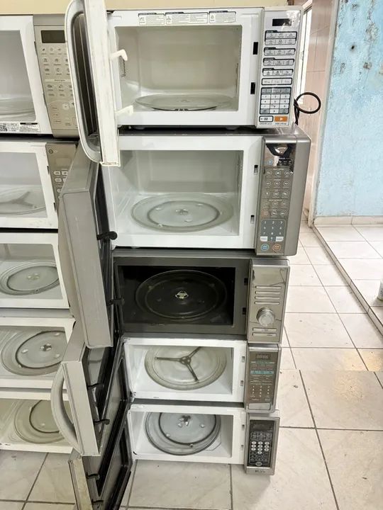 Microondas inox pequeno , microondas Eletrolux  - Foto 5
