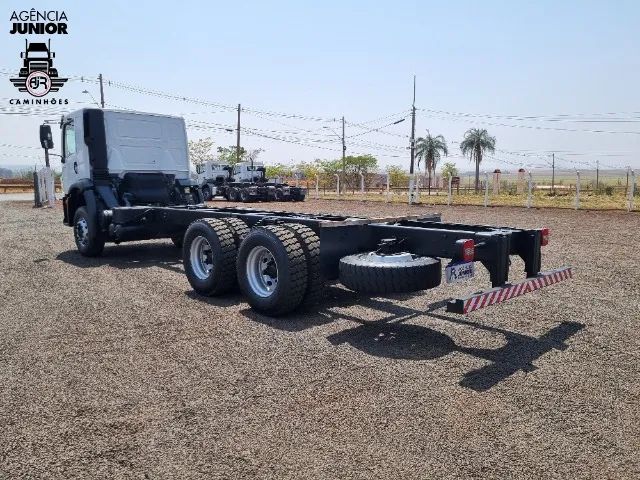 VW 31330 ano 2019 traçado no chassi / único dono / 142.000 km / revisado.  - Foto 6