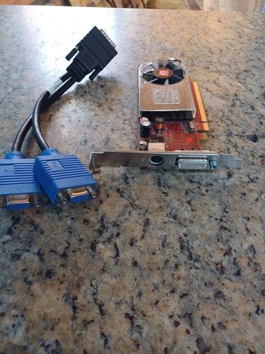 Placa de Vídeo PCI-E 256mb- Ótimo estado - Foto 3