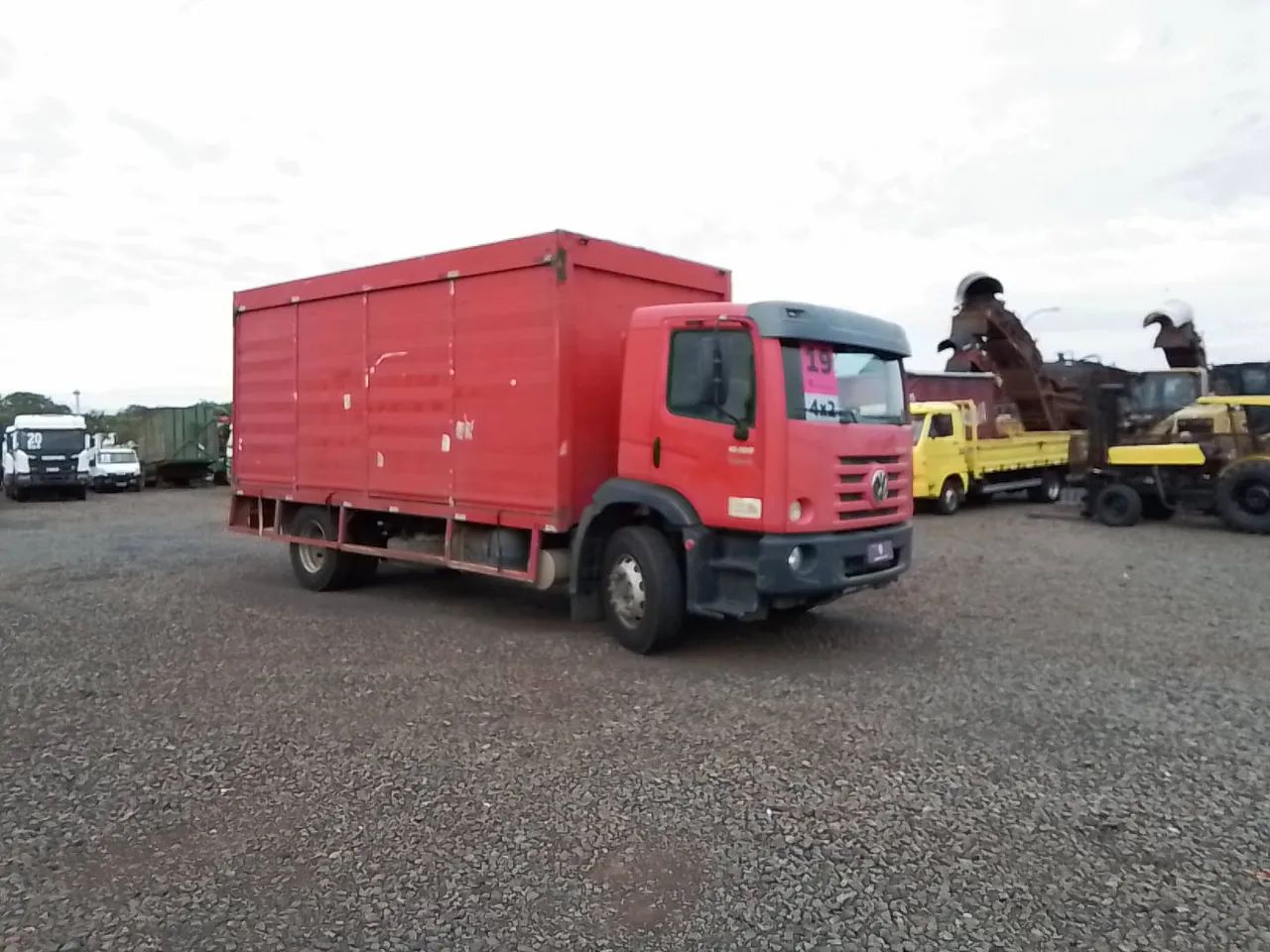 Volkswagen 15.190 E Constellation 2p (diesel)(E5) 2018/2019 Vamos Seminovos RIBEIRAO PRETO