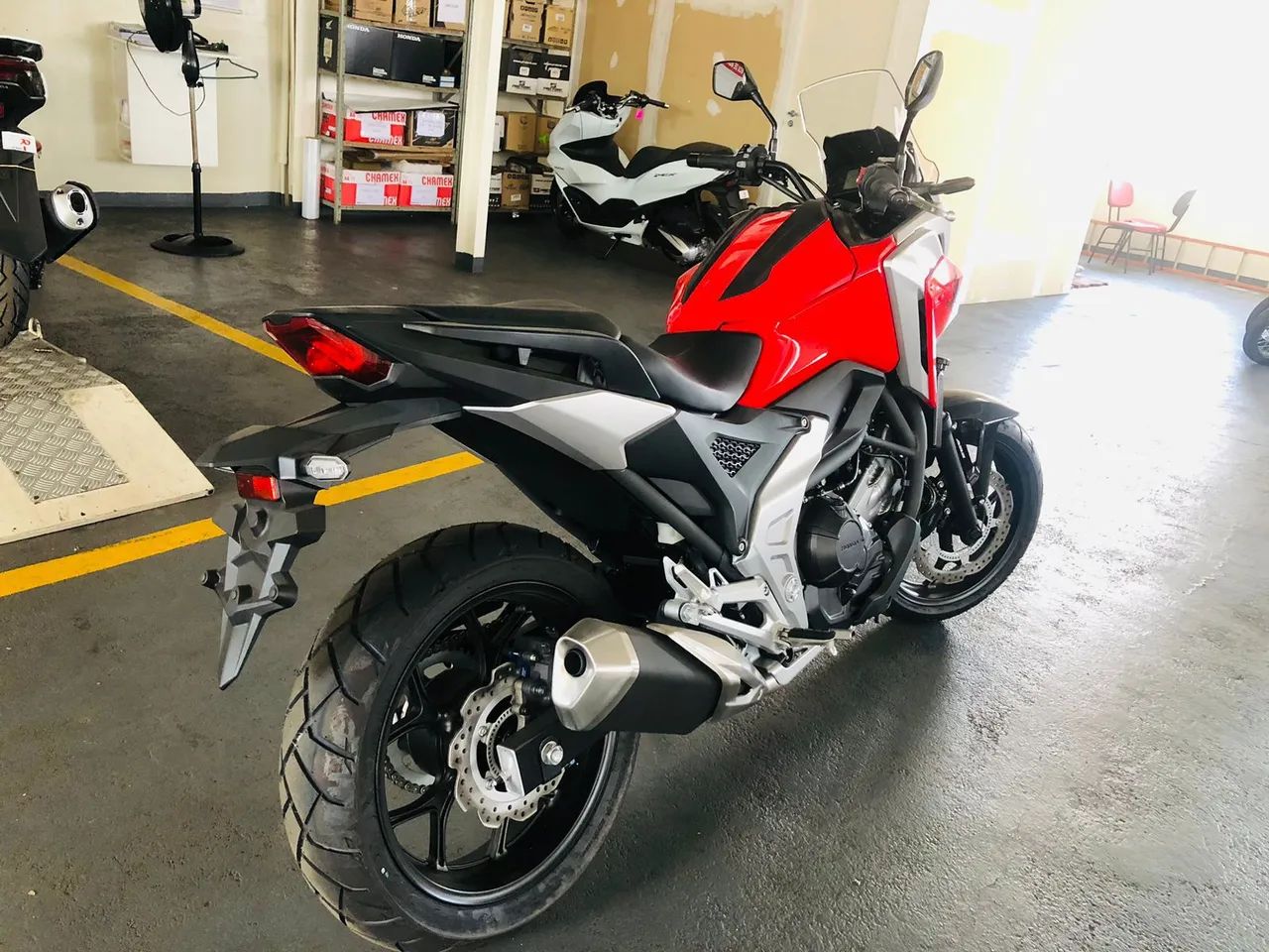 NC 750 X 2025 - entrega rápida  - Foto 4