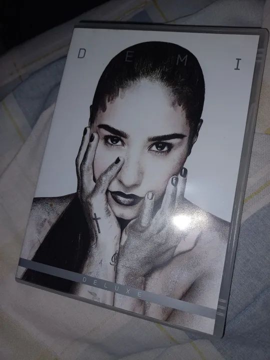 DEMI Deluxe - CD e DVD