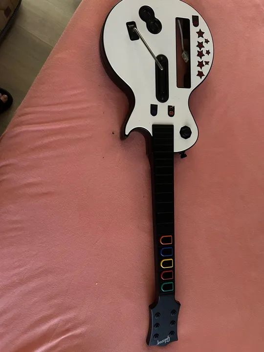 Guitarra  PlayStation e Nintendo Guitar Hero 
