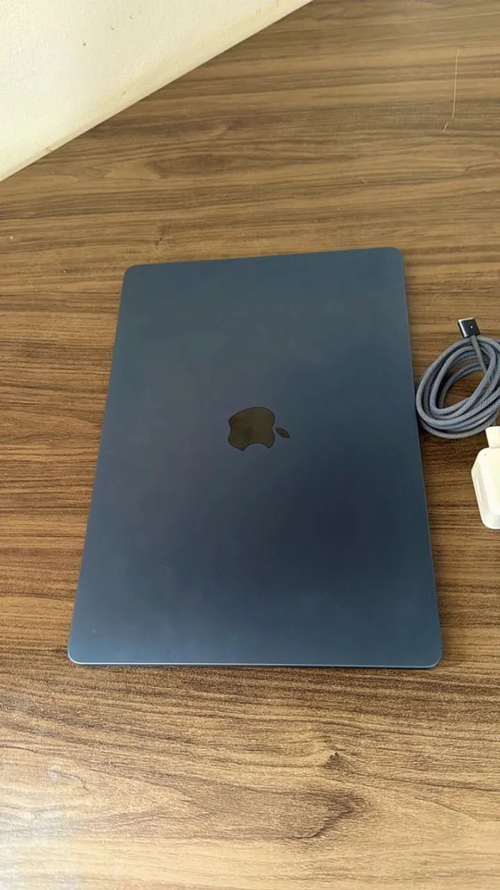 MacBook Air m3 15 polegadas 16gb RAM 512gb MEMÓRIA 