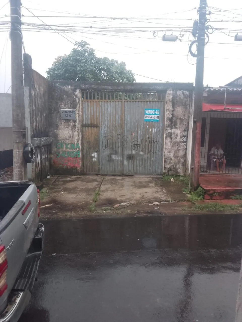 terreno - tipo garagem próximo a feira