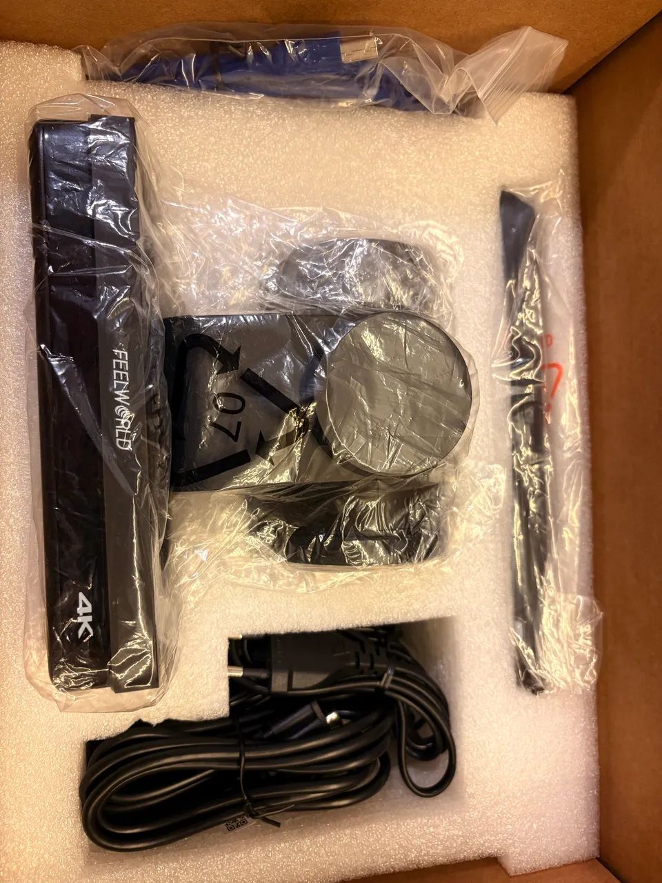 Camera PTZ Feelworld 4K 12X - Foto 2
