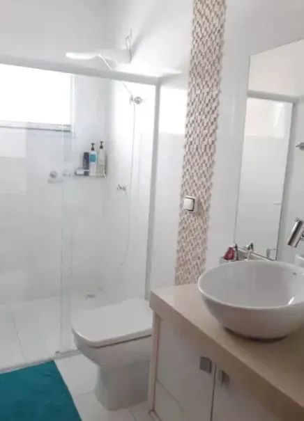 Belíssima Casa em Condomínio Fechado - OPORTUNIDADE - Foto 2