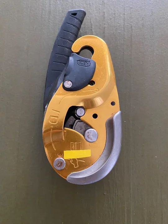 ID S Descensor autoblocante com função anti-pânico e função AUTO-LOCK. (Seminovo)