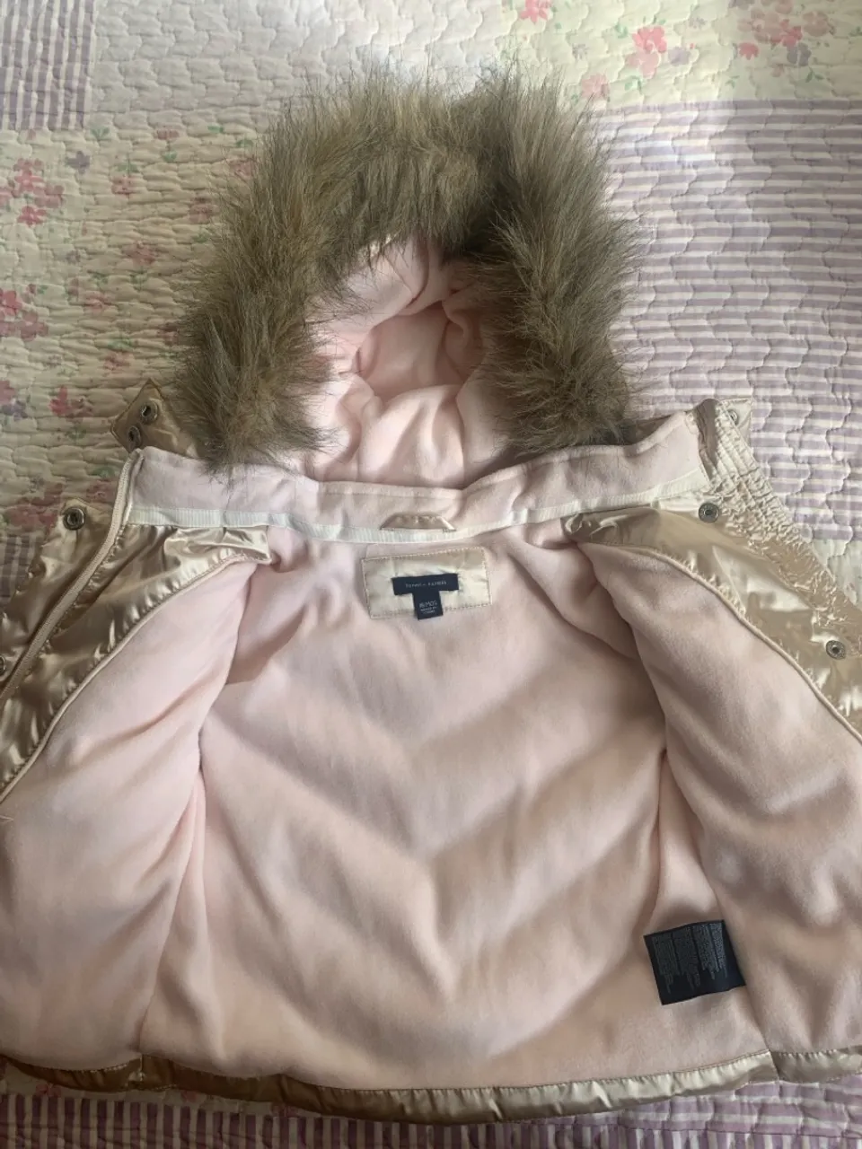 Casaco Infantil com Capuz de Pelo Tommy Hilfiger