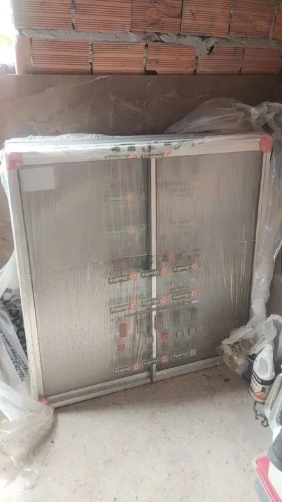Vende-se janelas de vidro nova nunca usadas  - Foto 2