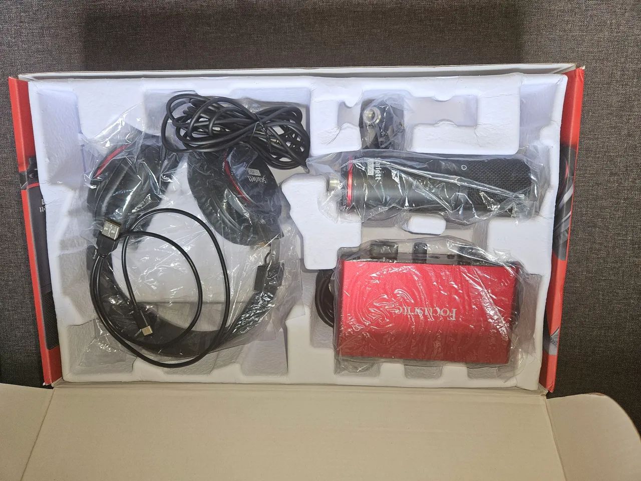 Kit de Gravação Completo Scarlett Solo Studio - Foto 2