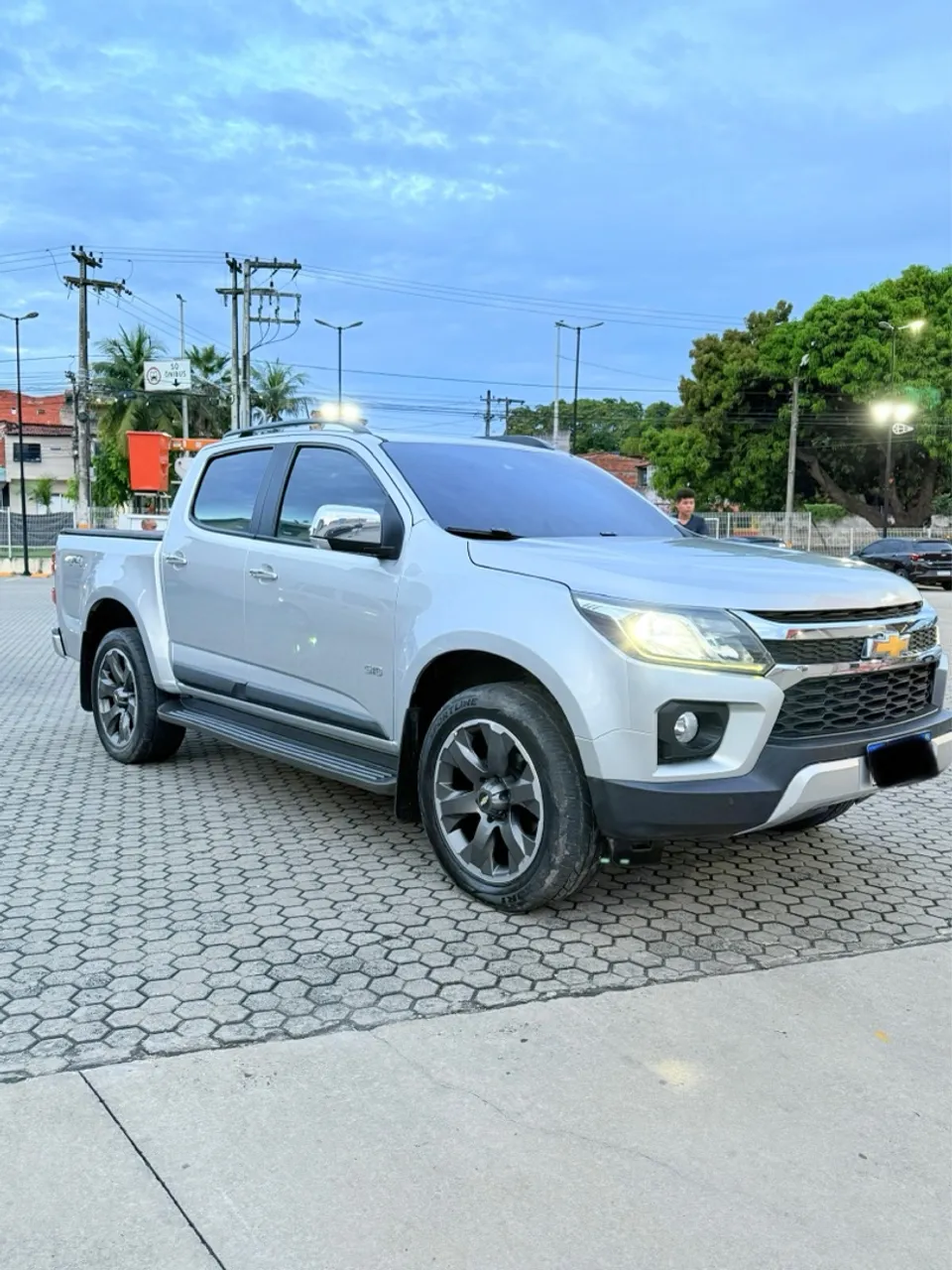 S10 LTZ
